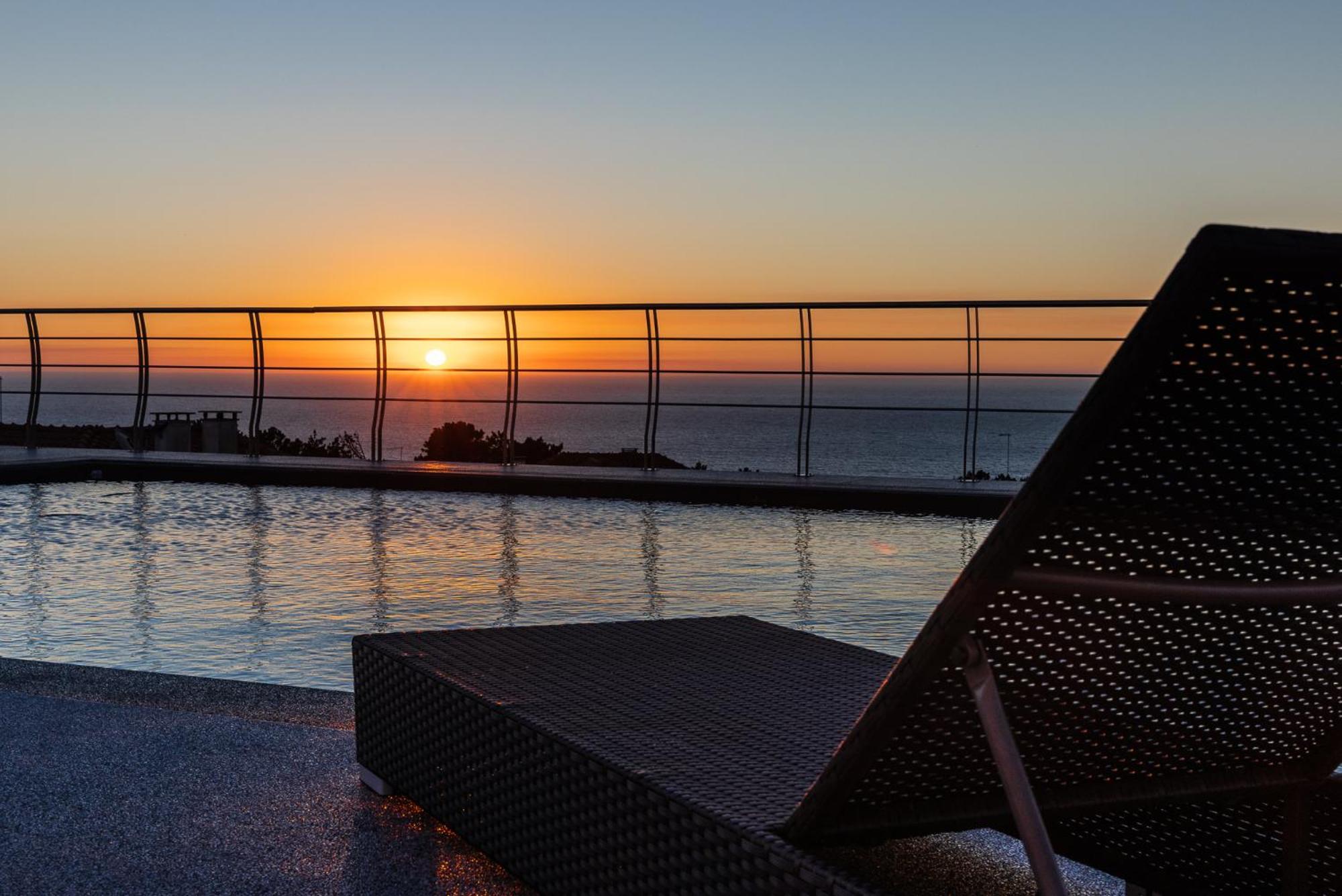 Oceane Guest House - Adults Only Nazaré Buitenkant foto